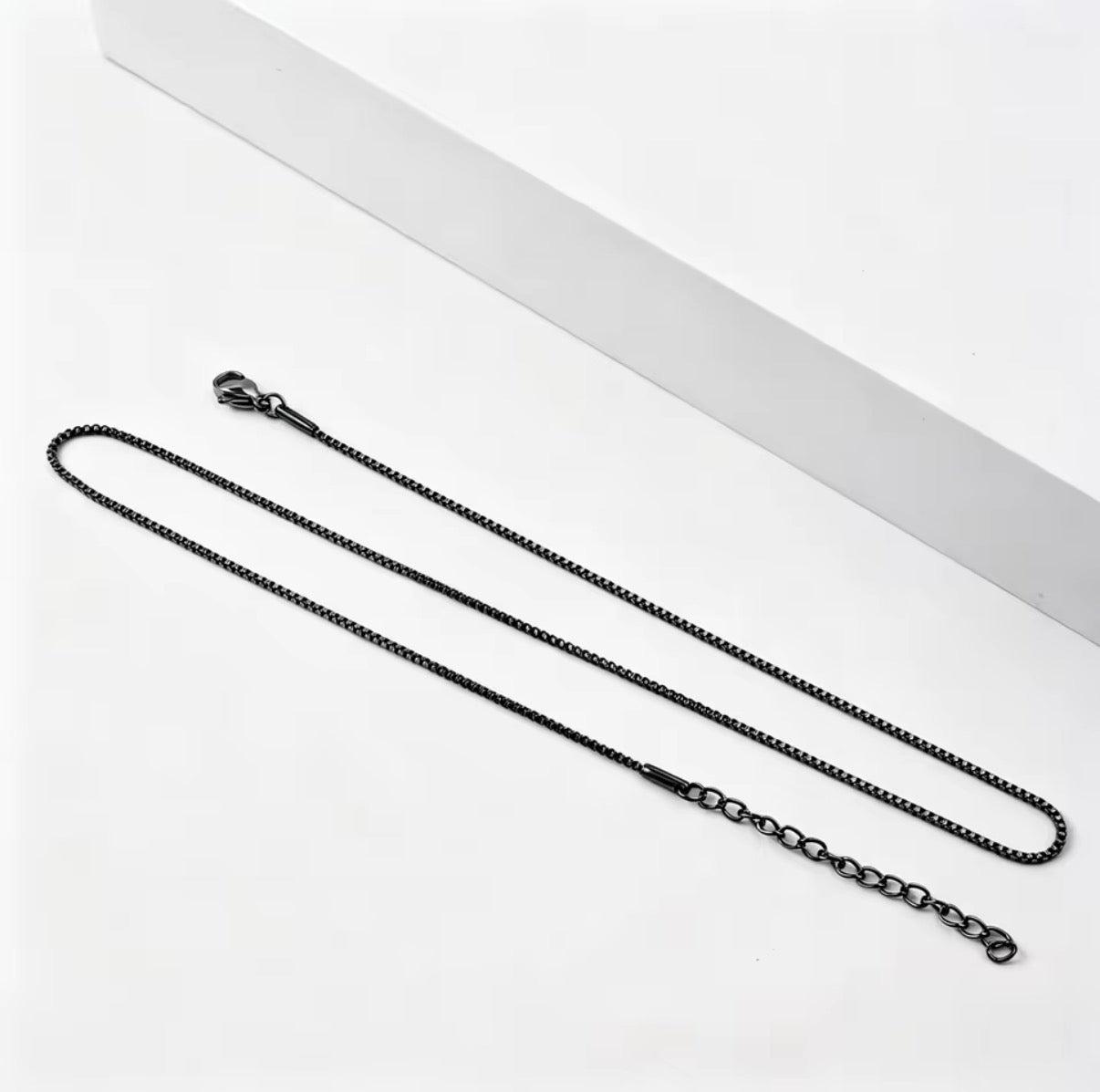 Black Profectus Necklace (male)