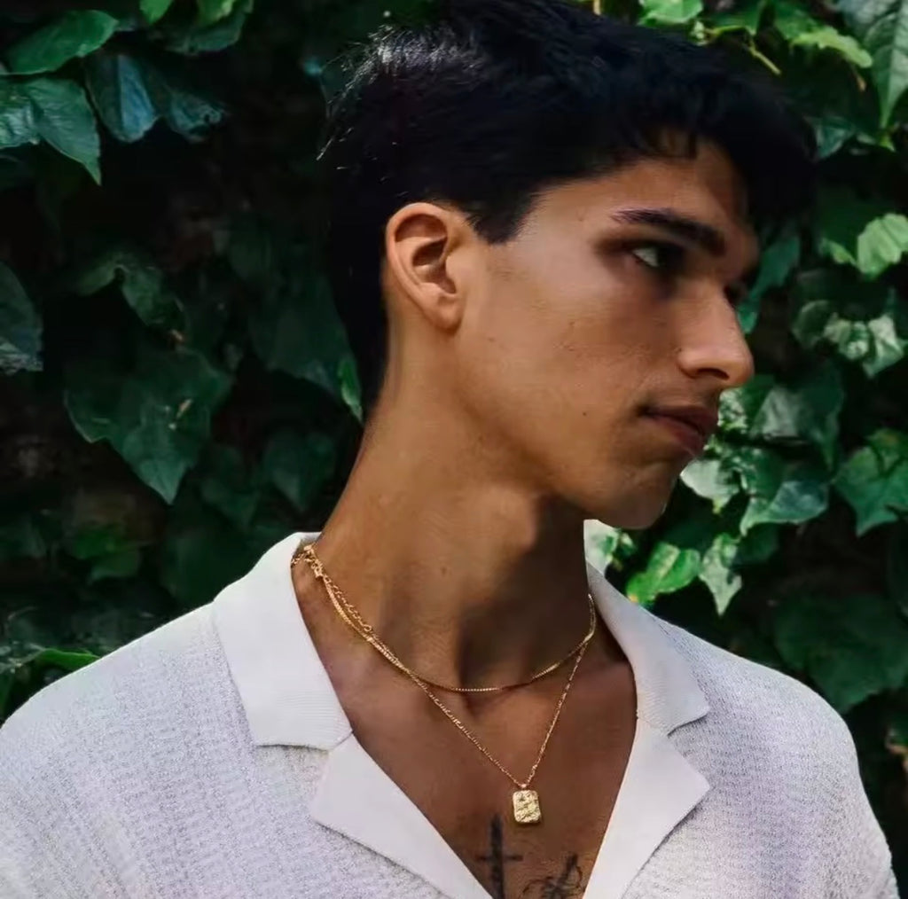 Gold Profectus Necklace (male)
